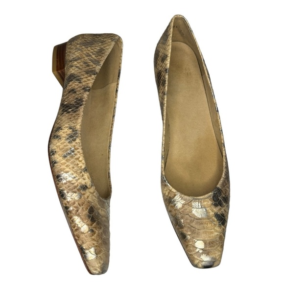 Stuart Weitzman Snipper Flats In Honey Mica Python womens shoes 10 N - Picture 1 of 14